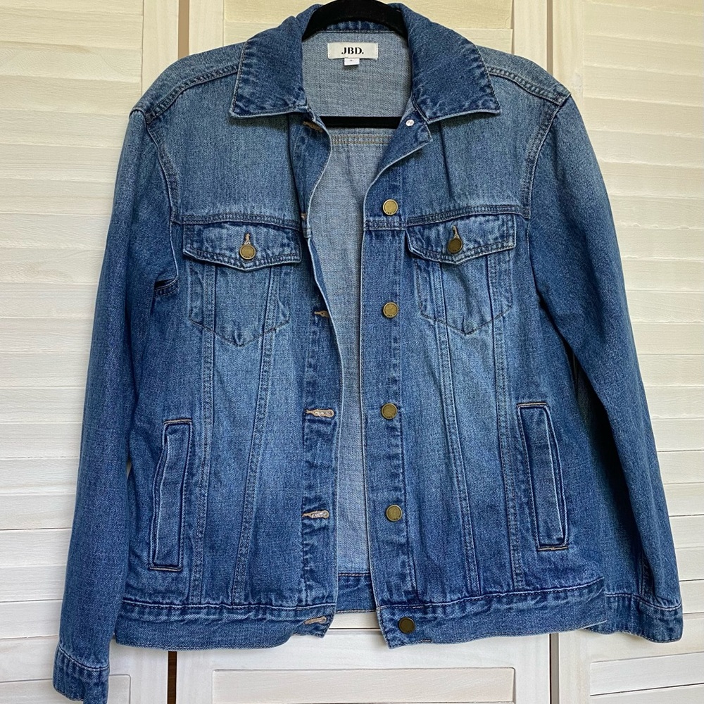 JBD Distressed Jean Jacket Size Large